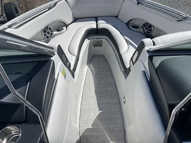 2024 Crownline 220 SS SURF