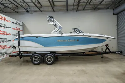 2023 MasterCraft X24