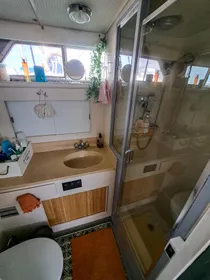 1989 Unique Tolly Craft 44 Cockpit Motor Yacht