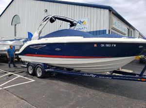 2018 Sea Ray 250 SLX