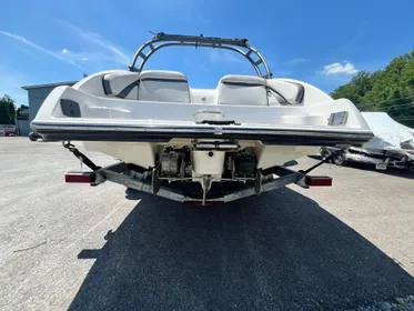 2018 Yamaha Boats 242 Limited S