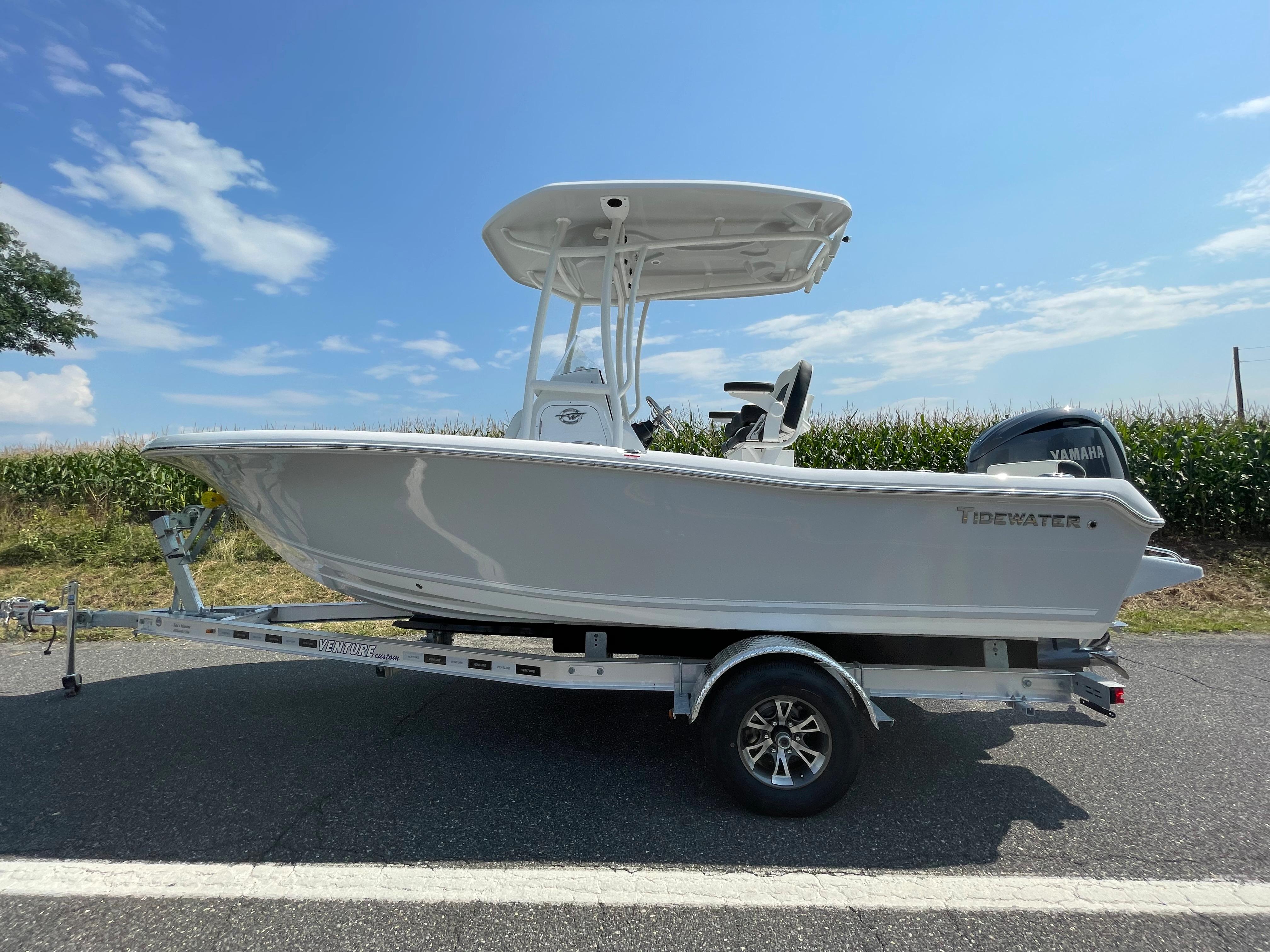 Tidewater 196 CC Adventure Center Console T-Top Hard-Top Fishing