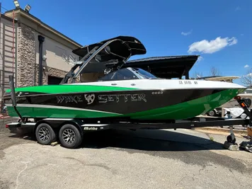 2013 Malibu Wakesetter 247 LSV