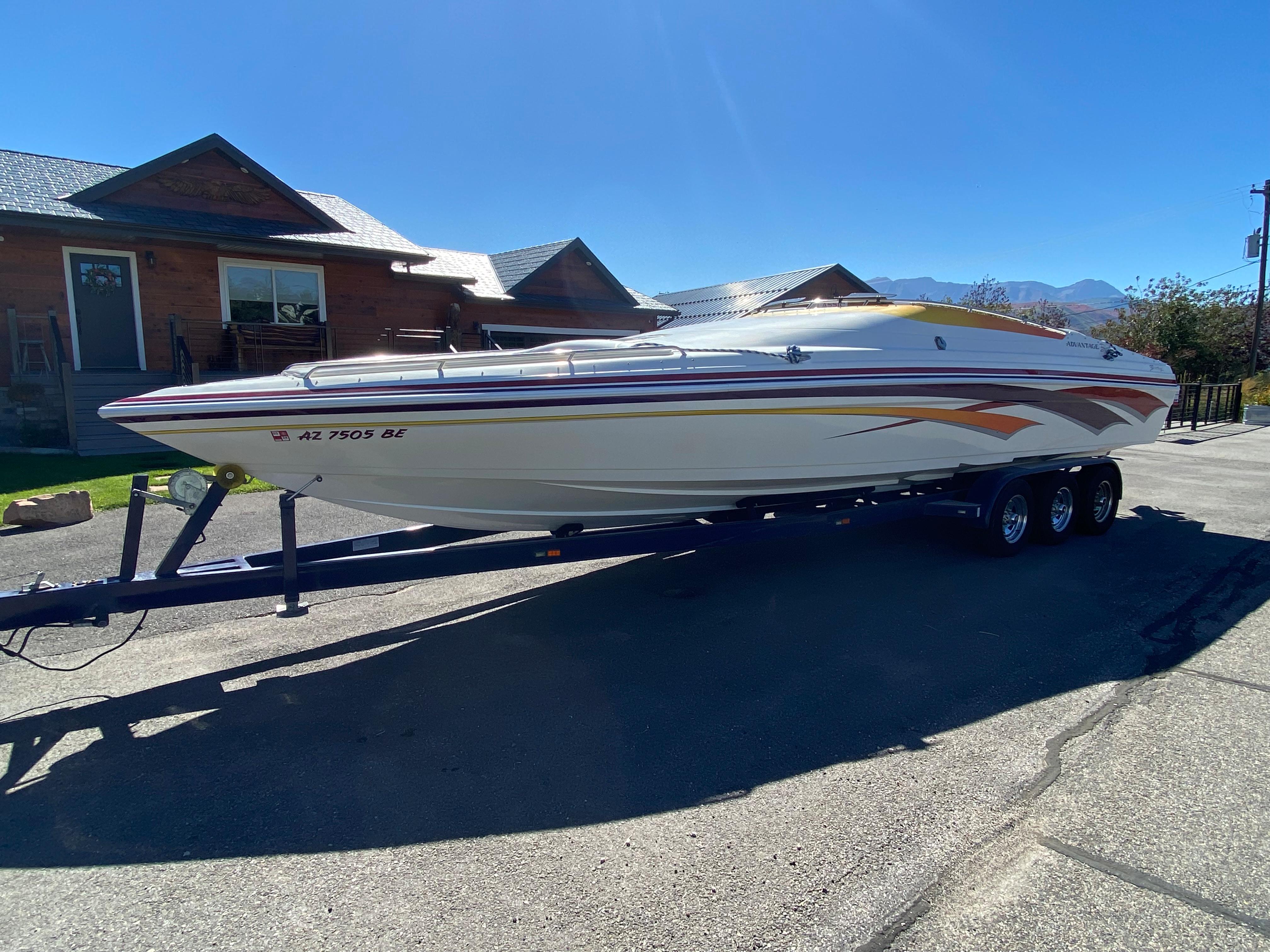 Advantage Sport Cat powerboats for sale.