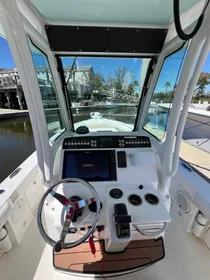 2018 Everglades 253 Center Console