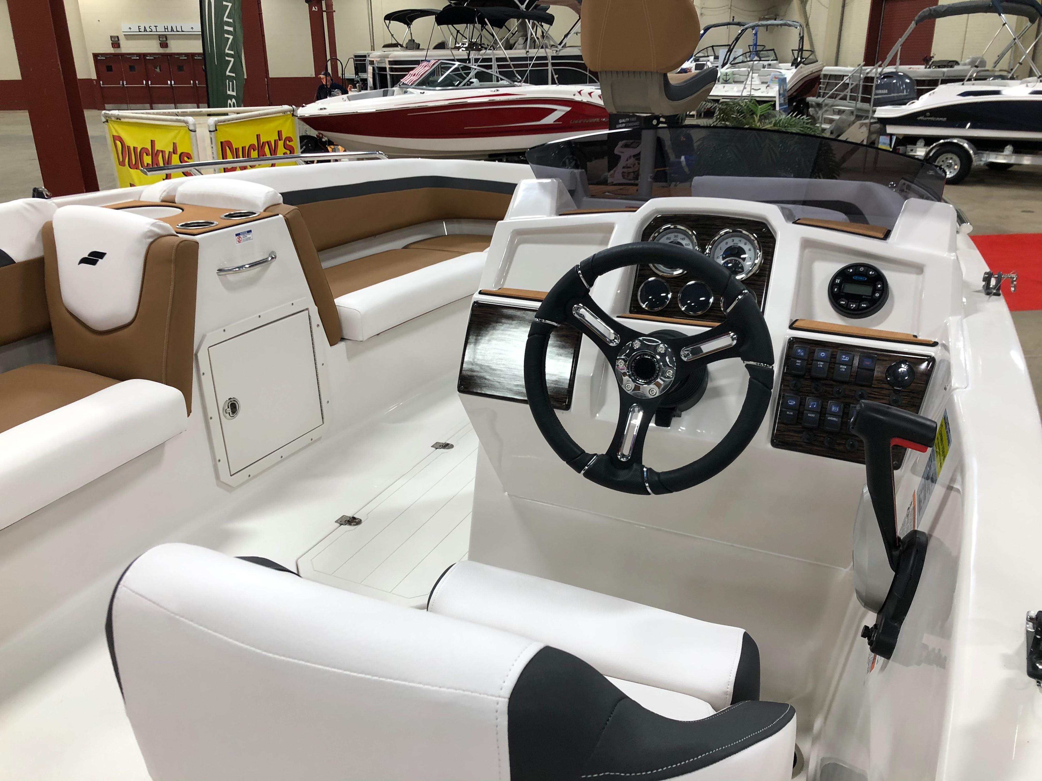 Boat best sale 717 anc