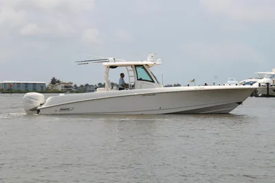 2015 Boston Whaler 350 Outrage