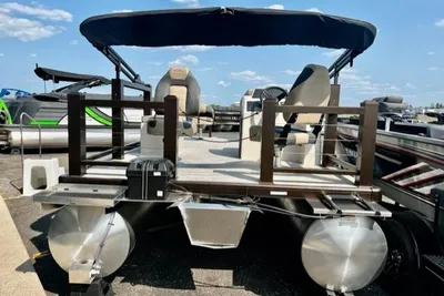 2024 Lake Lounger 16FCPRO with Trailer