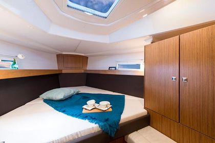 Manufacturer Provided Image: Bavaria Cruiser 37 Cabin