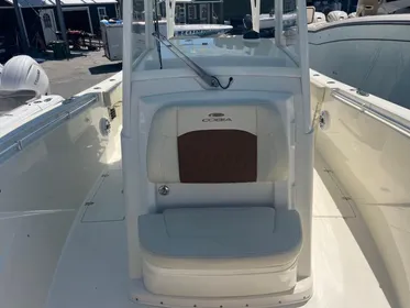 2021 Cobia 320CC