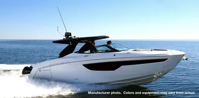 2024 Cruisers Yachts 38 GLS OB