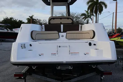 2024 Yamaha Boats 252 FSH Sport