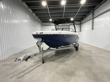 2023 Bayliner DX2000