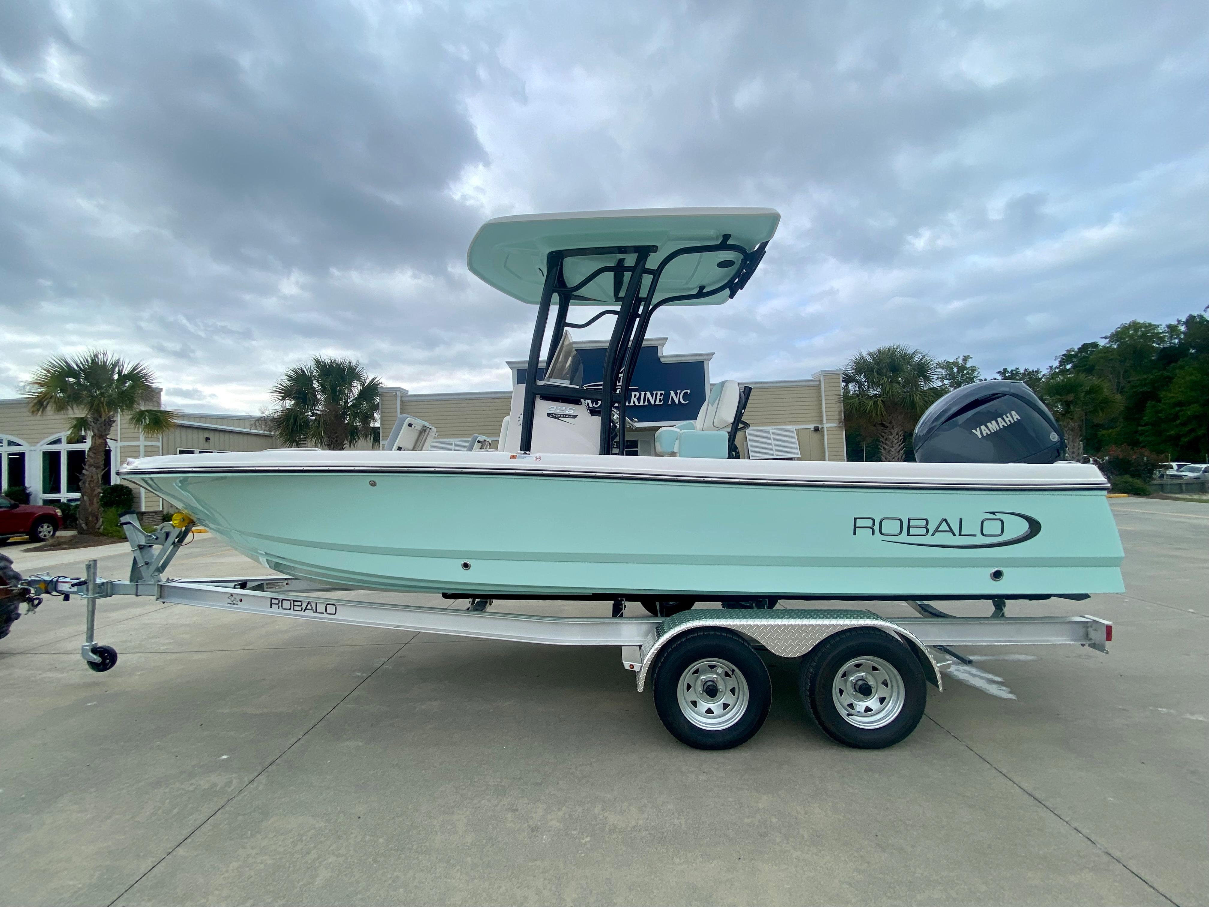 New 2024 Robalo 226 Cayman, 28557 Morehead City Boat Trader