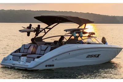 2024 Yamaha Boats 255XD