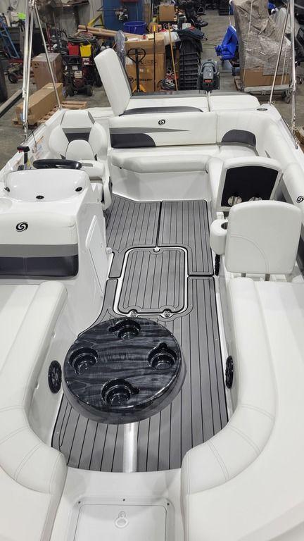 New 2024 Hurricane SunDeck Sport 201 IO, 46567 Syracuse - Boat Trader