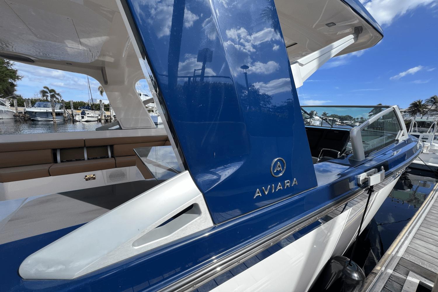 2024 Aviara AV40 Outboard