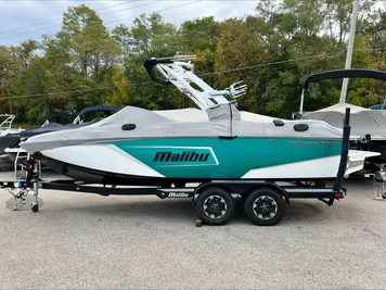 2019 Malibu Wakesetter 22LSV