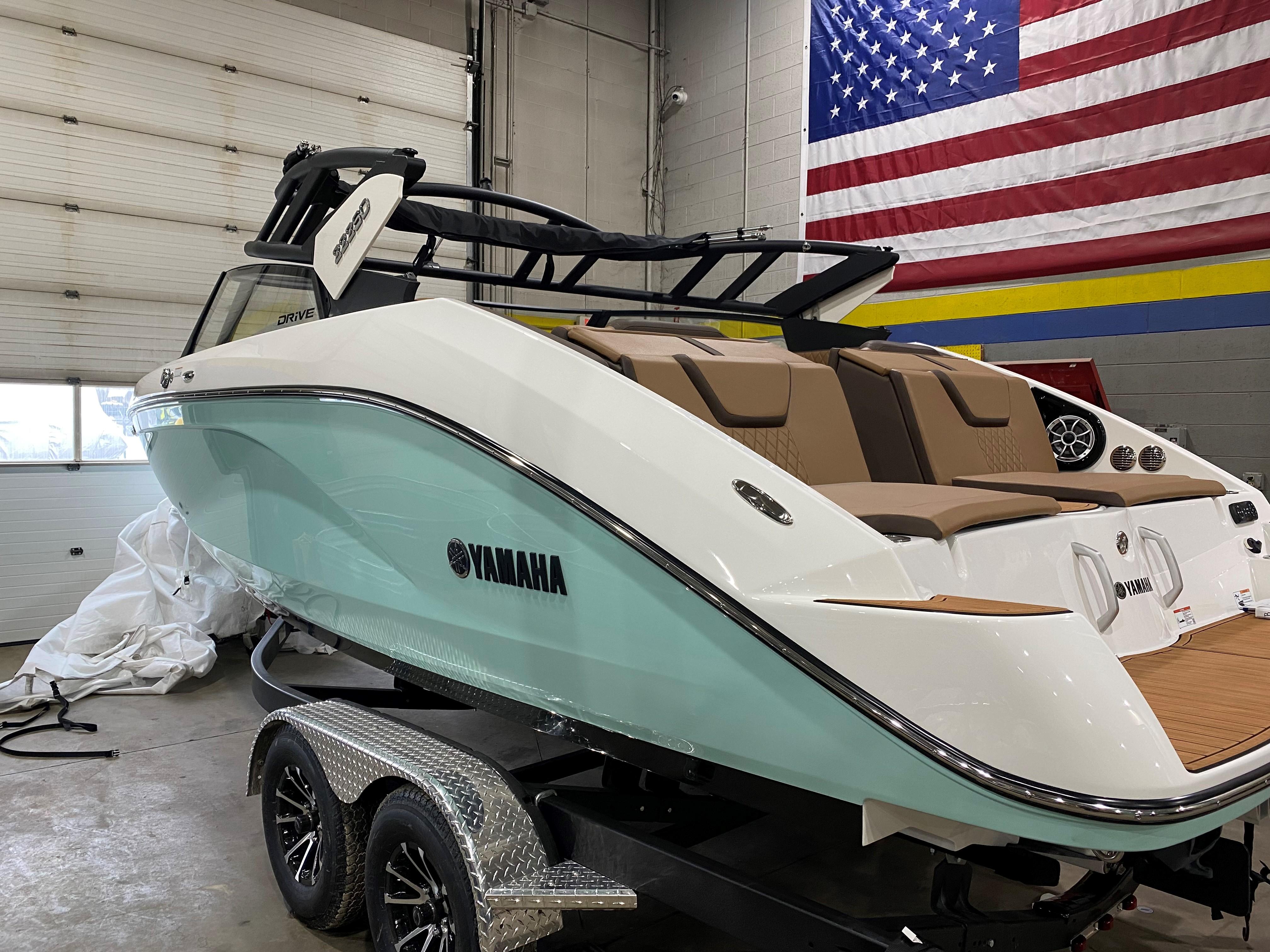 2024 Yamaha Boats 222SD