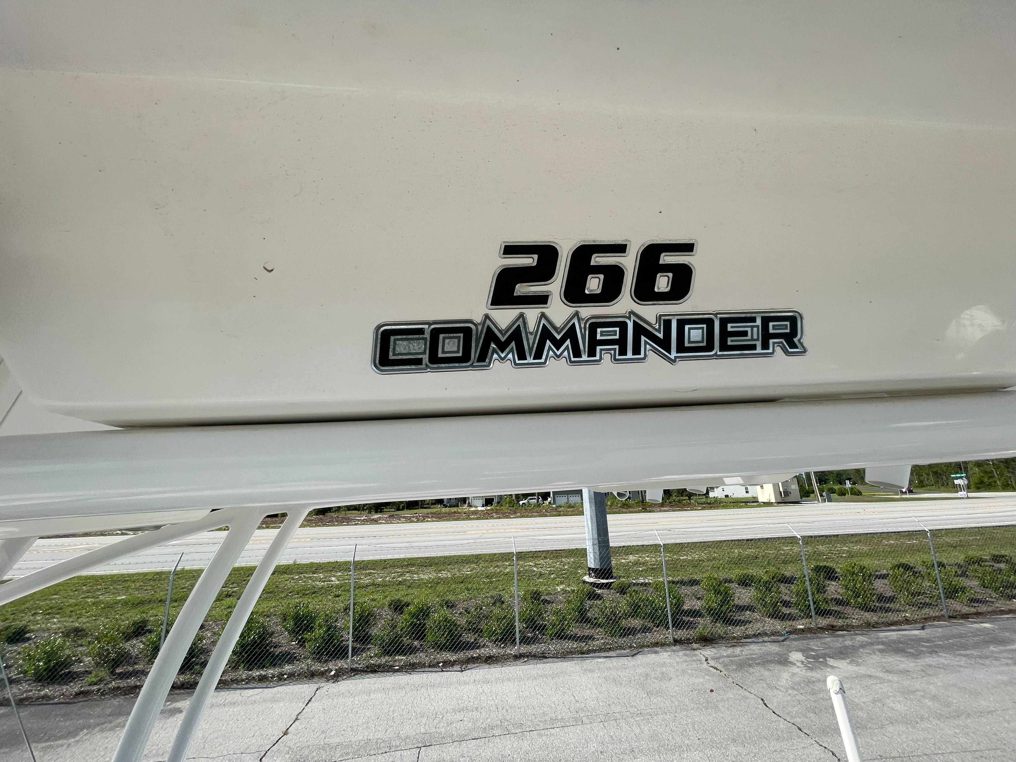 2018 Sea Fox 266 Commander