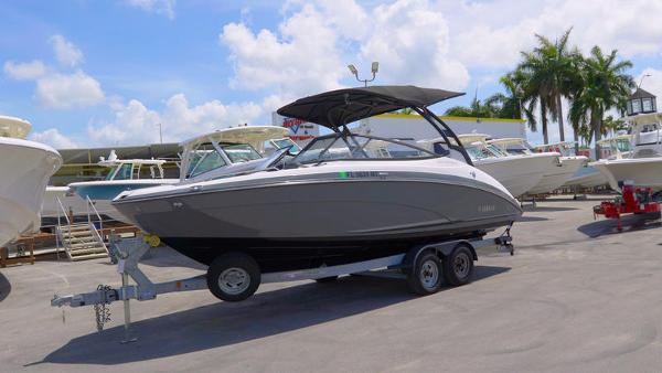 Used 2019 Yamaha Boats 242 Limited S E-Series, 33142 Miami - Boat Trader