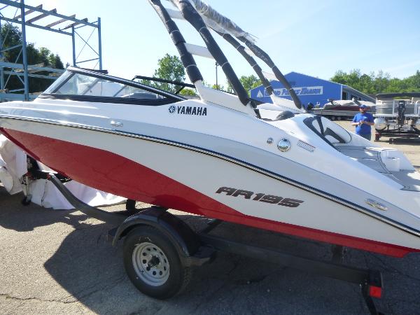 New 2024 Yamaha Boats AR195, 48821 Lansing - Boat Trader