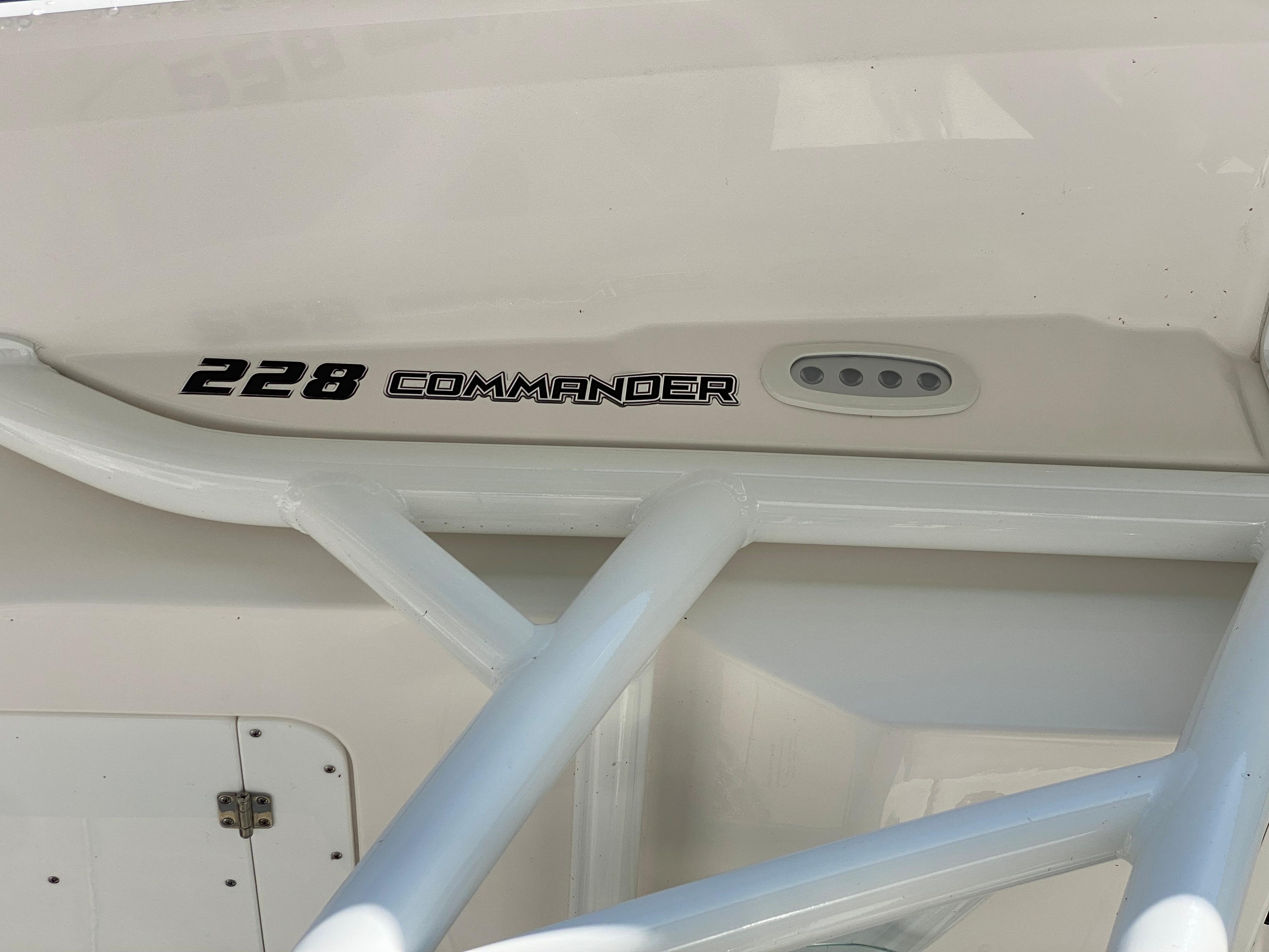 2023 Sea Fox 228 Commander
