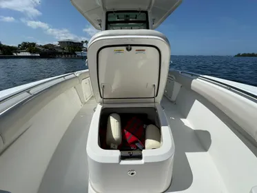 2020 Boston Whaler 280 Outrage