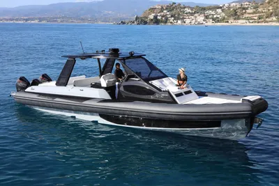 2025 Ranieri CAYMAN 45.0 Cruiser