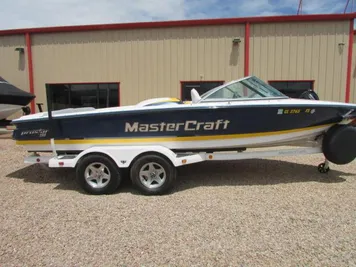 2001 MasterCraft 190 Prostar