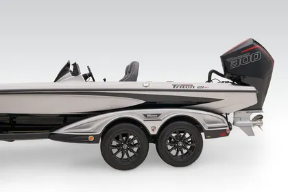 2024 Triton 21XP Patriot