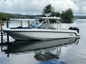 2016 Boston Whaler 270 Vantage