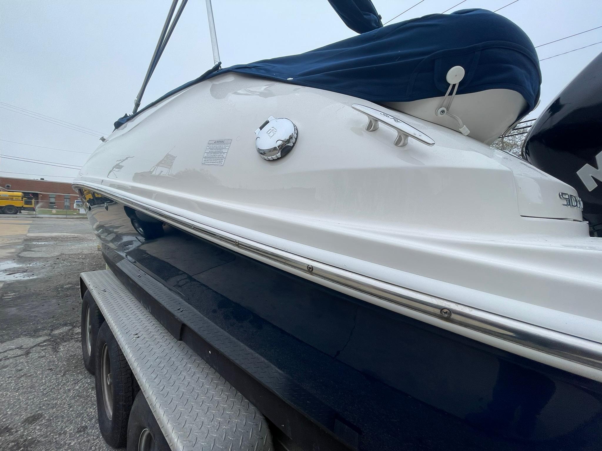 2017 Sea Ray SDX 240 Outboard