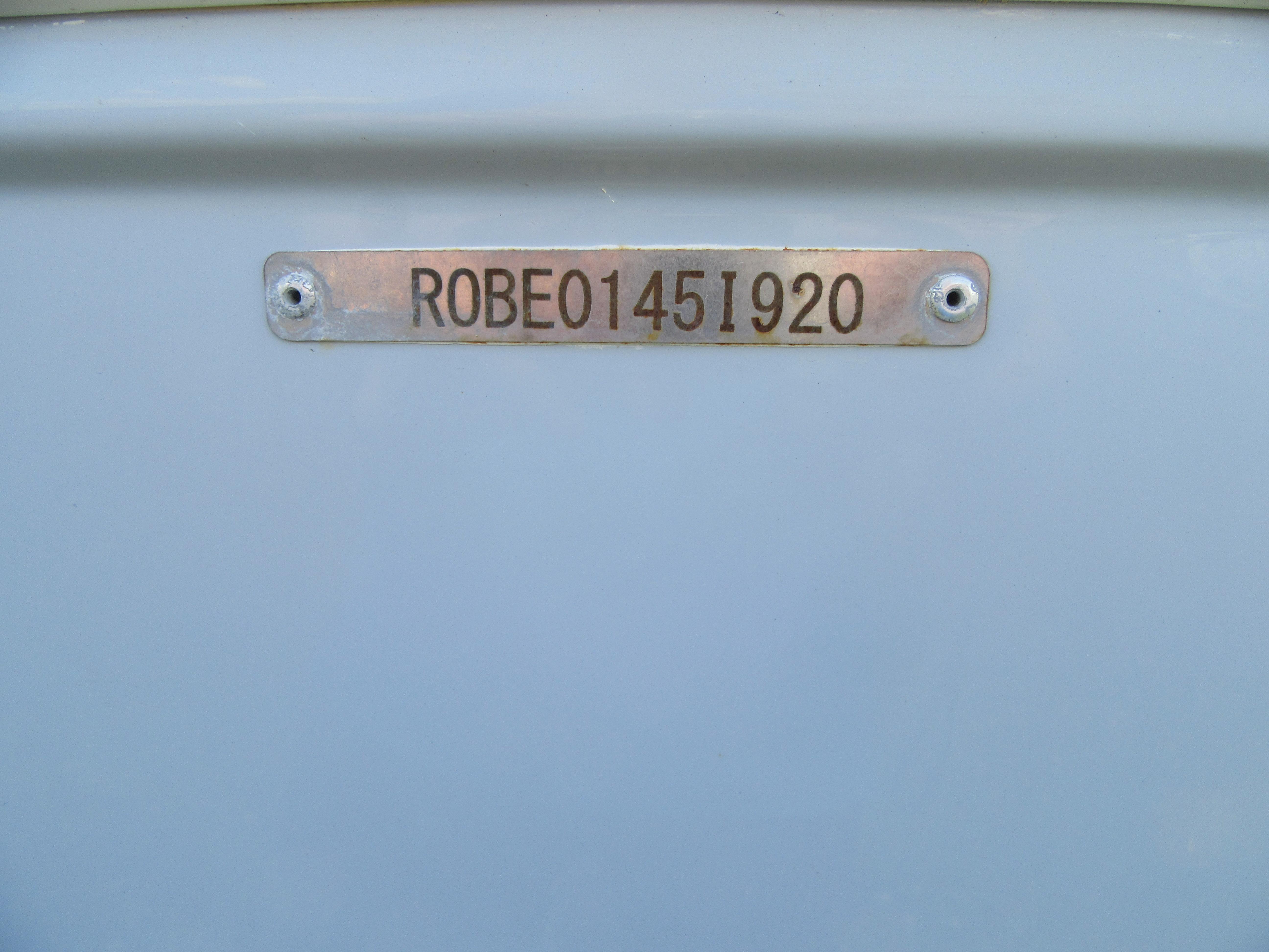 2020 Robalo R207 Dual Console