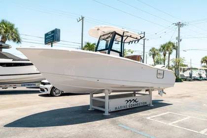 2024 Sea Hunt Ultra 255 SE