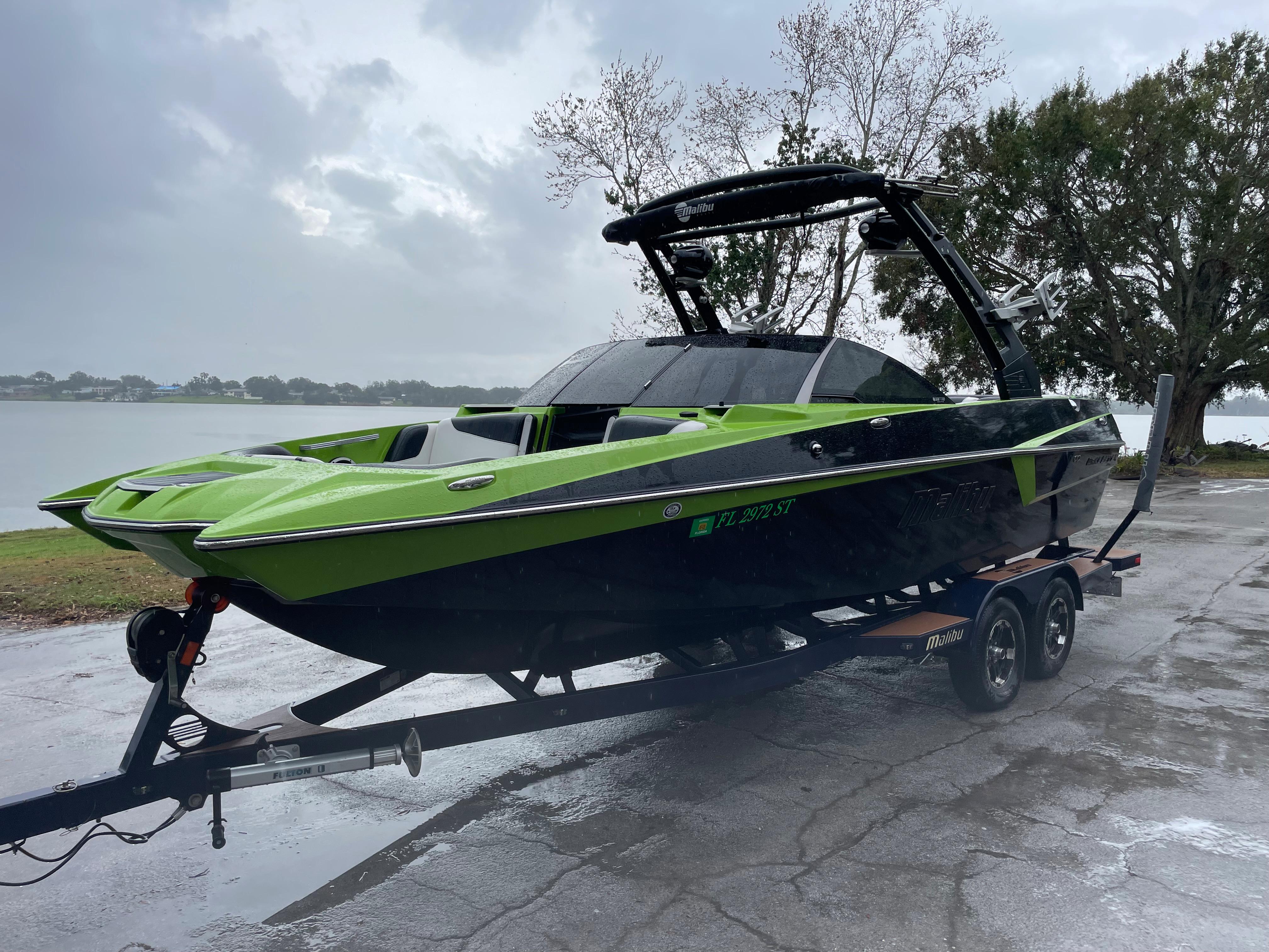 Shop Used Malibu Wakesetter Mxz For Sale In Winter Haven