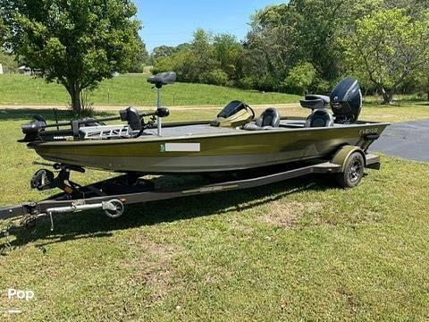 Explore Vexus Avx 1980 boats for sale - Boat Trader