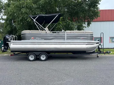 2024 Sun Tracker Party Barge 22 RF XP3