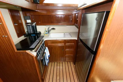 1979 Hatteras 43 Double Cabin Motoryacht