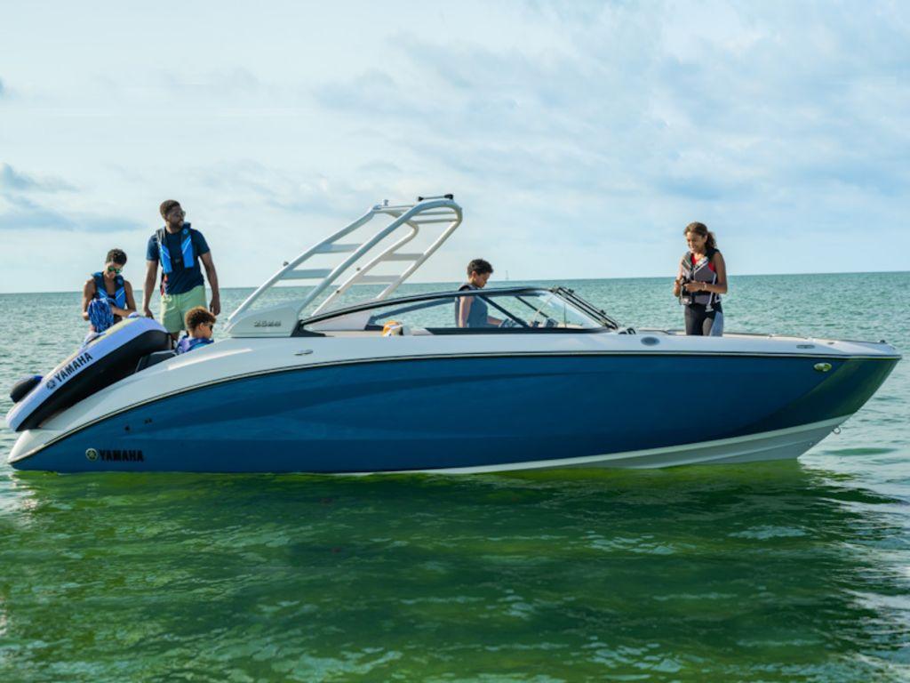 New 2024 Yamaha Boats 252S, 22192 Woodbridge Boat Trader