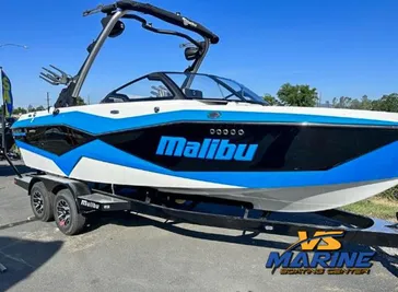 2024 Malibu 22 LSV