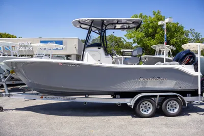 2023 NauticStar 2302 Legacy