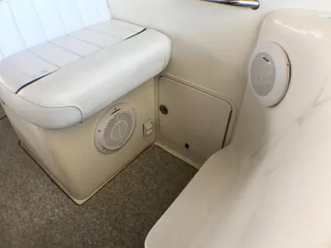 1995 Sea Ray 330 Sundancer