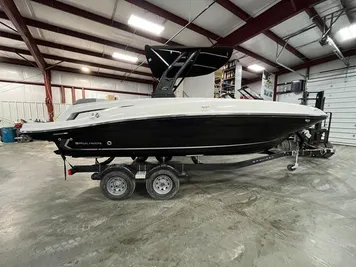 2023 Bayliner VR6 Bowrider