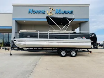 2024 Sun Tracker SportFish 22 DLX