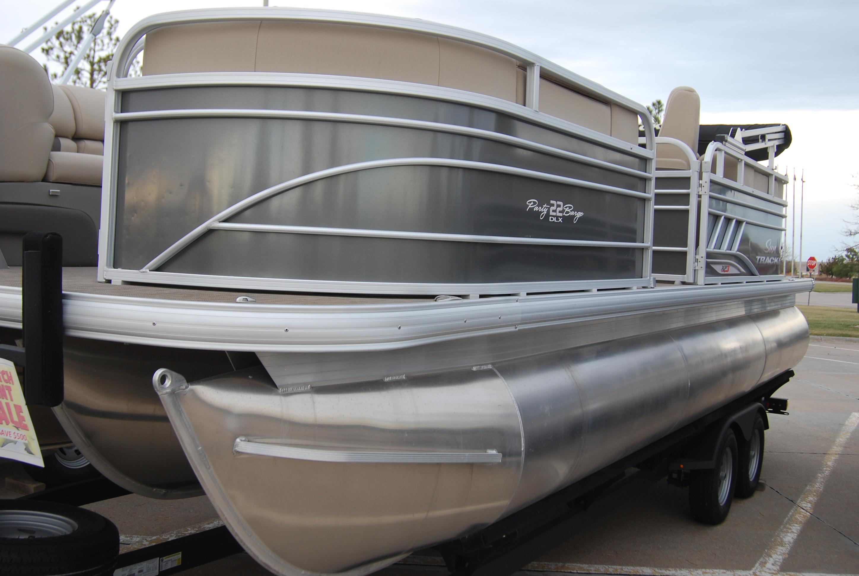 New 2023 Sun Tracker Party Barge 22 XP3, 69160 Sidney - Boat Trader