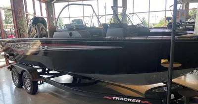 2024 Tracker Targa V-19 WT