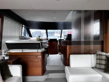 2015 Princess 60