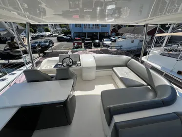 2015 Princess 60