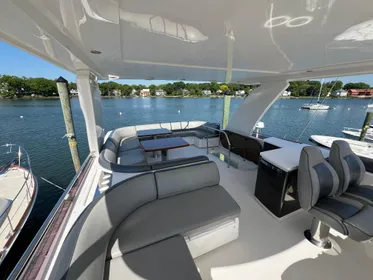 2015 Princess 60